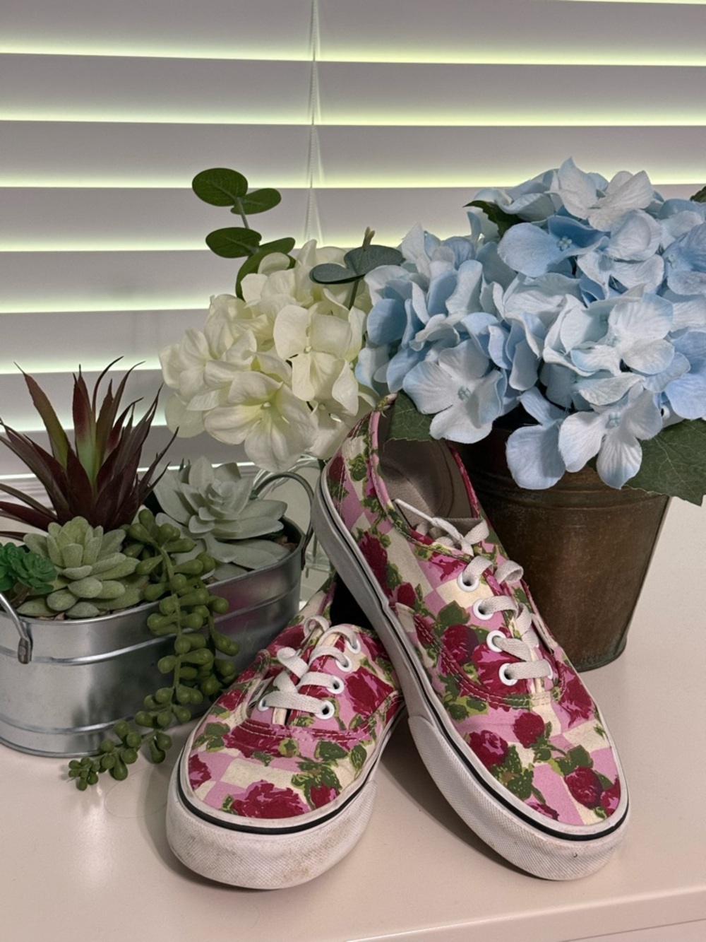 Vans Authentic Shoes - Pink Floral Size 6.5
